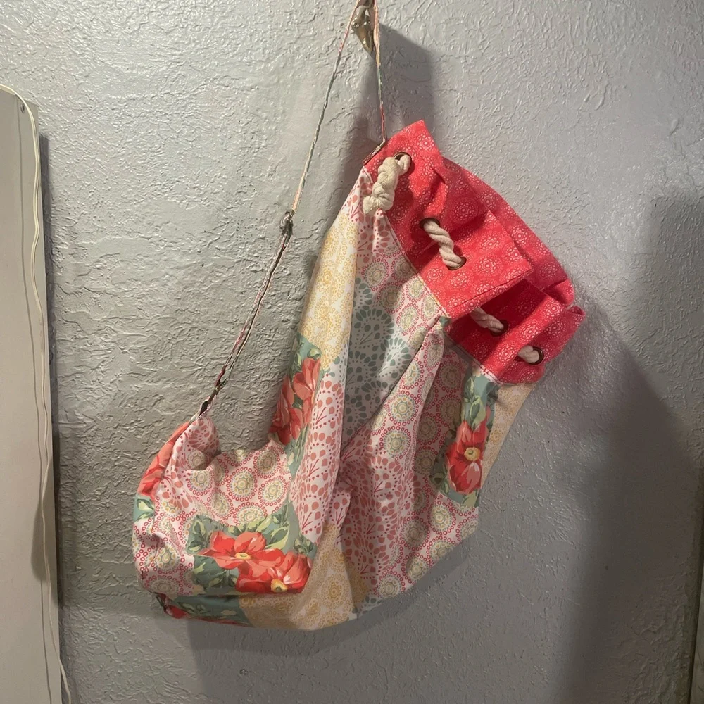 Floral Patchwork Drawstring Laundry Bag